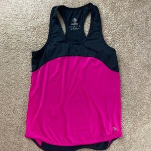 Workout Top Women’s Size S